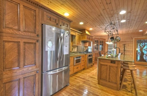Epworth Cabin | Fade Away on Fightingtown | Hot Tub | Creekside | Pool Table