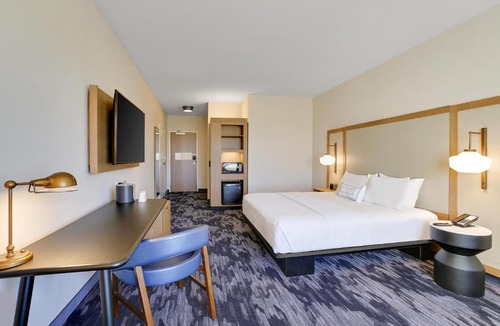 Withrow Hotel | Fairfield Inn & Suites Bardstown