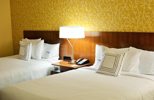 North Central Omaha Hotel | Fairfield Inn & Suites by Marriott Omaha Northwest