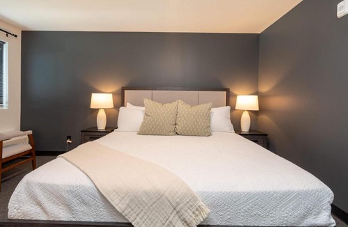 Wichita Apartment | Fairmount Flats 2x2