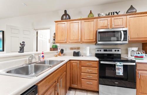 Branson West Apartment | Fairway to Heaven Condo