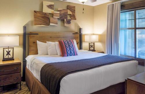 Big Cedars House | Family and Friend Retreat in a 2BD condo with access to all resort amenities