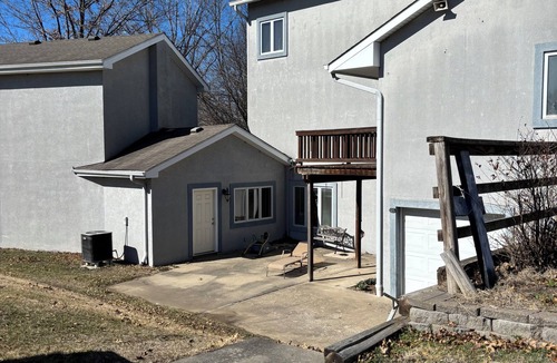 Plattsburg Apartment | Family friendly, 2-bedroom apartment in beautiful Plattsburg w/racketball court.