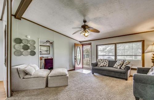 Burnsville House | Family-Friendly Burnsville Home w/Yard