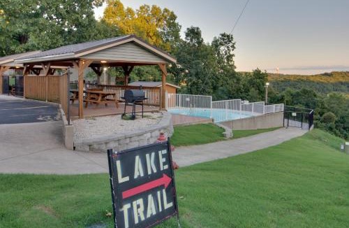 Notch Estates Apartment | Family-Friendly Condo 1 Mi to Silver Dollar City!