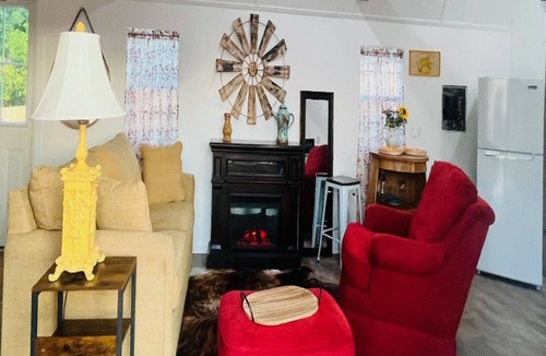 Bushyhead Cabin | Family friendly, Spacious country setting near Lakes. roomy parking.