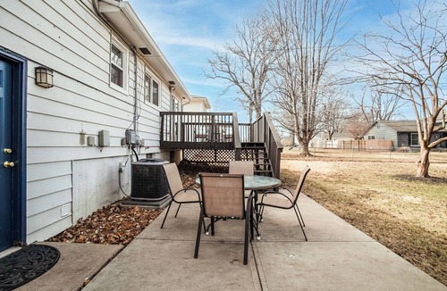 Lenexa House | Family friendly, Youth Sports tournaments, World Cup-Ready, Lenexa, 3BR Near KC