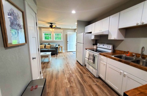 Manteo Apartment | Family Guesthouse - 1 mile to Downtown Manteo