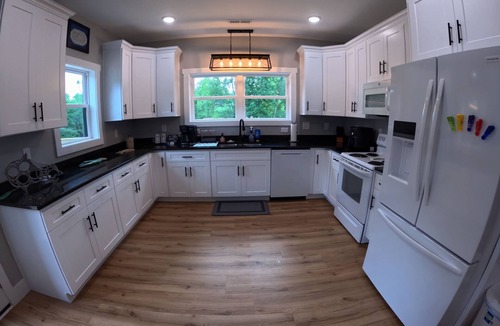 Springville House | Family Traditions: Brand-New 4BR Kentucky Lakehouse w/Massive Deck & Fireplace