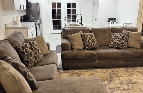 Westgate Heights House | Fantastic 3-bedroom house with in Gated Albuquerque neighborhood