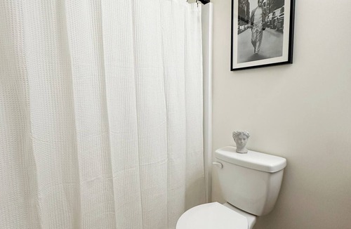 Creal Springs House | Farm Cottage