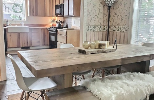 Cloudcroft House | Farmhouse Victorian Perfect Cloudcroft Location!