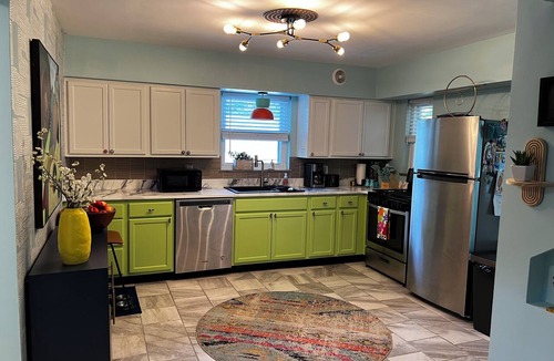 Latonia Apartment | Fiesta !-Fantastic 1-bedroom apartment with AC in charming Covington