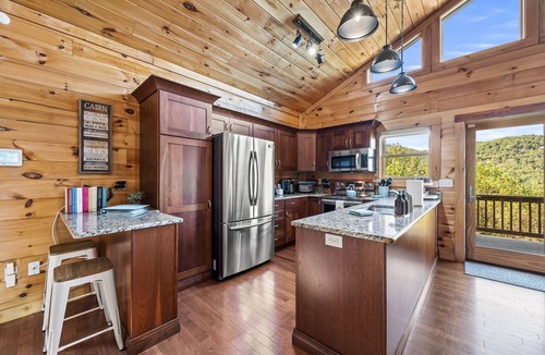 Maggie Valley Cabin | Fireflies & S'mores - Games, Hot Tub/Sauna & Views