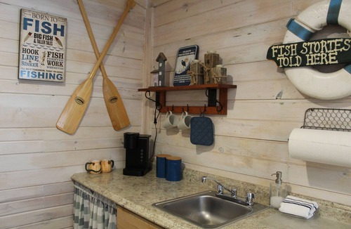 Talihina Cabin | Fish Cabin at Mountain View Retreat