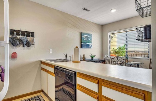 Indian Point Condo | Free SDC Tickets, Close to Branson & Silver Dollar City, WIFI