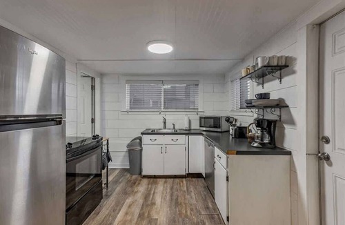 Provo House | FrontRunner Station, Provo Airport Close By!