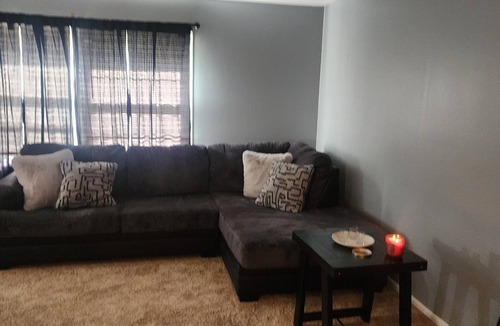 Raytown House | Full 3-bedroom house in Raytown. Easy 10 min drive to FIFA Kansas City Stadium.