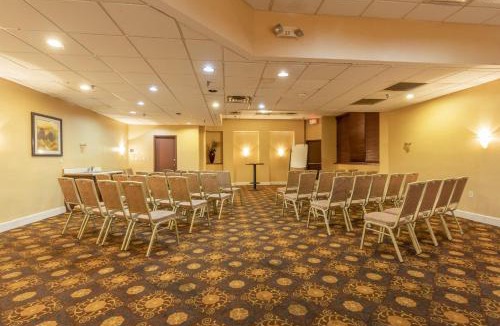 Ellendale Hotel | Gardentree Hotels Memphis East near I 40
