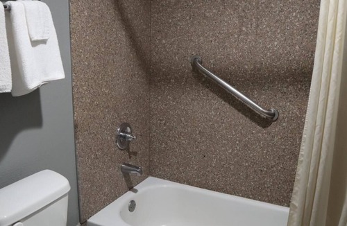 Tulsa Hotel | Gateway Motor Inn