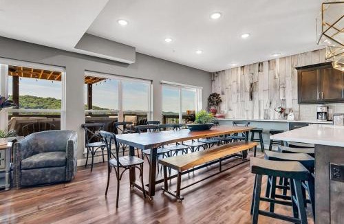 Hollister House | Give Us This Day Chalet