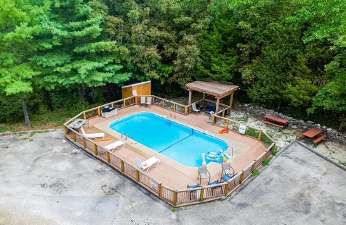 Indian Point Apartment | Glam Jam | 1 Bed, 1 Bath