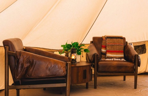 Pineville RV Rental | Glamping Outside Bentonville Only Minutes to OZ Trails