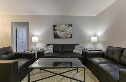 Branson Apartment | GlamRus Digs