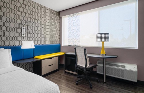 Enid Hotel | GLō Best Western Enid OK Downtown - Convention Center Hotel
