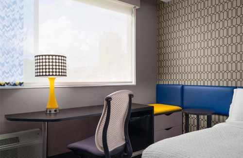 Enid Hotel | GLō Best Western Enid OK Downtown - Convention Center Hotel