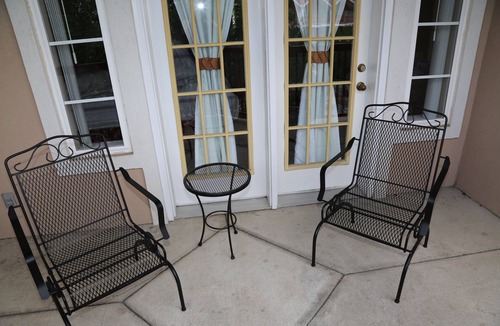 Branson Condo | Golf course view Branson Surrey w/master hot tub. Thanksgiving Nov. 26-30, 2025!