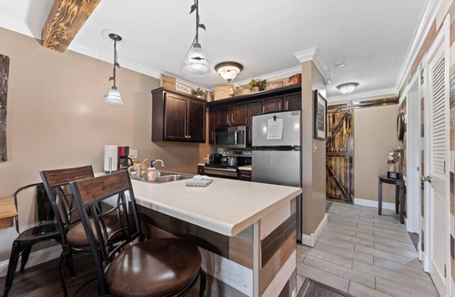 Notch Estates Apartment | Good Notch~Notch 9-1