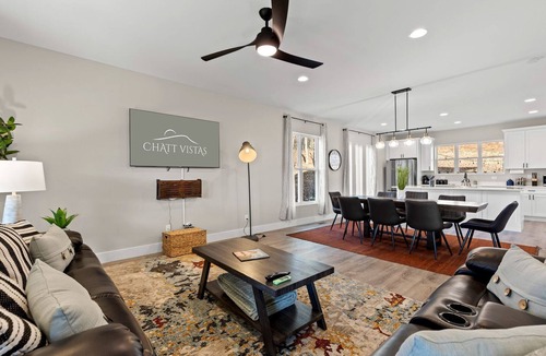 Chickamauga Cottage | Gorgeous Cottage with Hot-tub in Chickamauga, Georgia