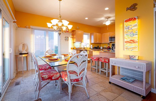 Emerald Isle Cottage | Gorgeous Ocean Front Beach Cottage!