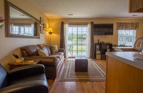 Table Rock Apartment | Grace Place Condo