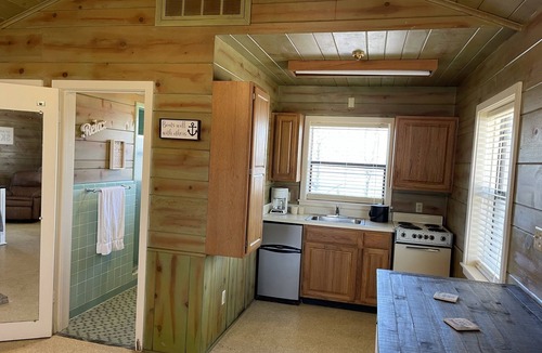 Dennis Resort | Grand Lake @ Stony Point Gated Resort - The Lodge, Lakehouse and 4 Cabins