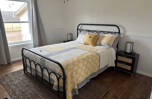Peace Valley Other | Granny B's Cozy Home in Thomasville, MO