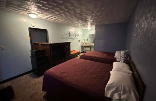 Benton Hotel | Gray Plaza Motel Benton Rend Lake I-57
