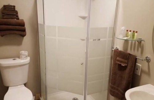 Fairbury Bed & Breakfast | Grayhouse Inn - Room #7