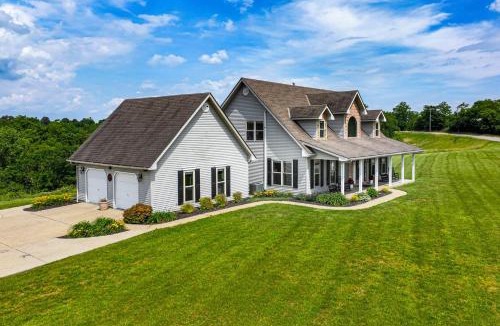 Corinth House | Great for Groups! Corinth Gem w/Game Room & Pool
