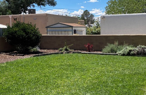 Summit Park House | Great neighborhood: UNM North Campus+Nob Hill One of Albuquerque’s most loved