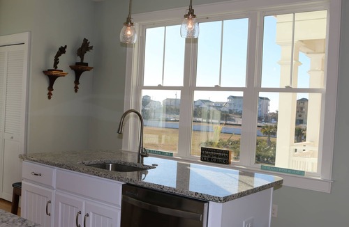 Atlantic Beach House | Great Ocean & Pool Views! 2 Bed 2 Bath Luxury Condo Sleeps 6