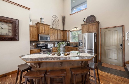 Hollister House | Great summer rates, 4 BR Home, Great Location