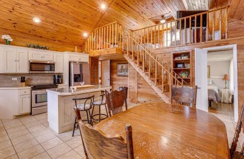 Greers Ferry House | Greers Ferry Home w/Fire Pit Near Shiloh Marina!