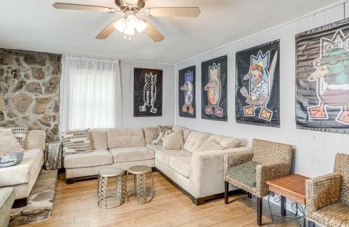 Greers Ferry House | Greers Ferry Home w/Fire Pit Near Shiloh Marina!
