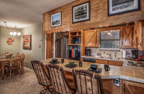 Ruidoso Cabin | Groovy View | Great Location + Outdoor Spaces & Views!