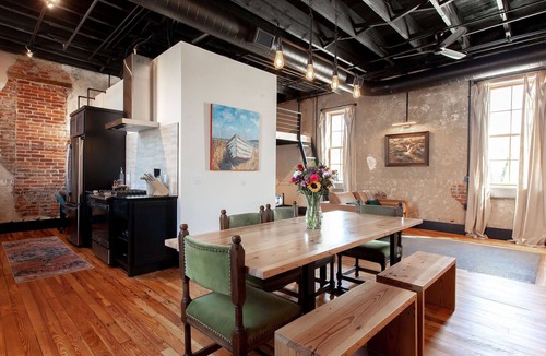 Heber Springs Apartment | Group Stay, 3 private studio suites in charming downtown Heber Springs