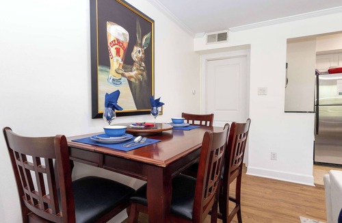 Oxford Condo | Grove View at Turnberry by Apex Short Term Stays