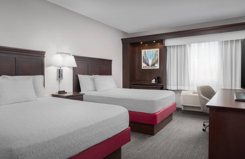 NoDo District Hotel | Hampton Inn & Suites Omaha-Downtown
