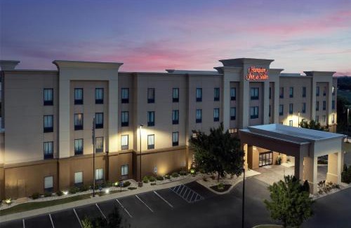 Tupelo Hotel | Hampton Inn & Suites Tupelo/Barnes Crossing